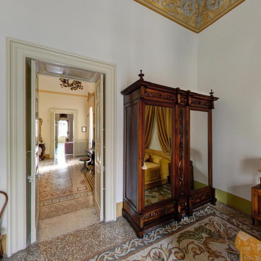Palazzo Pio Apartment Lecce Exterior photo