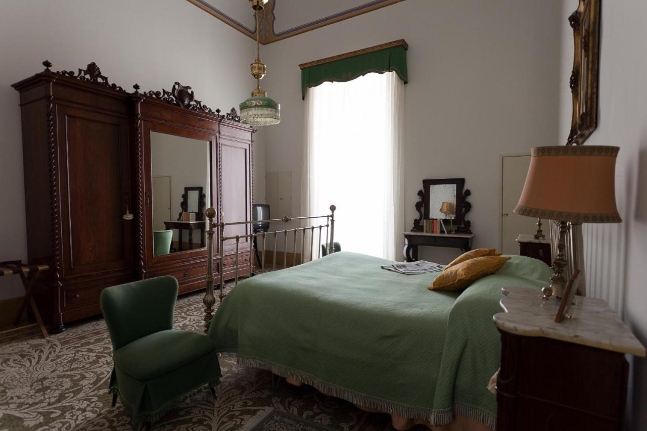 Palazzo Pio Apartment Lecce Exterior photo